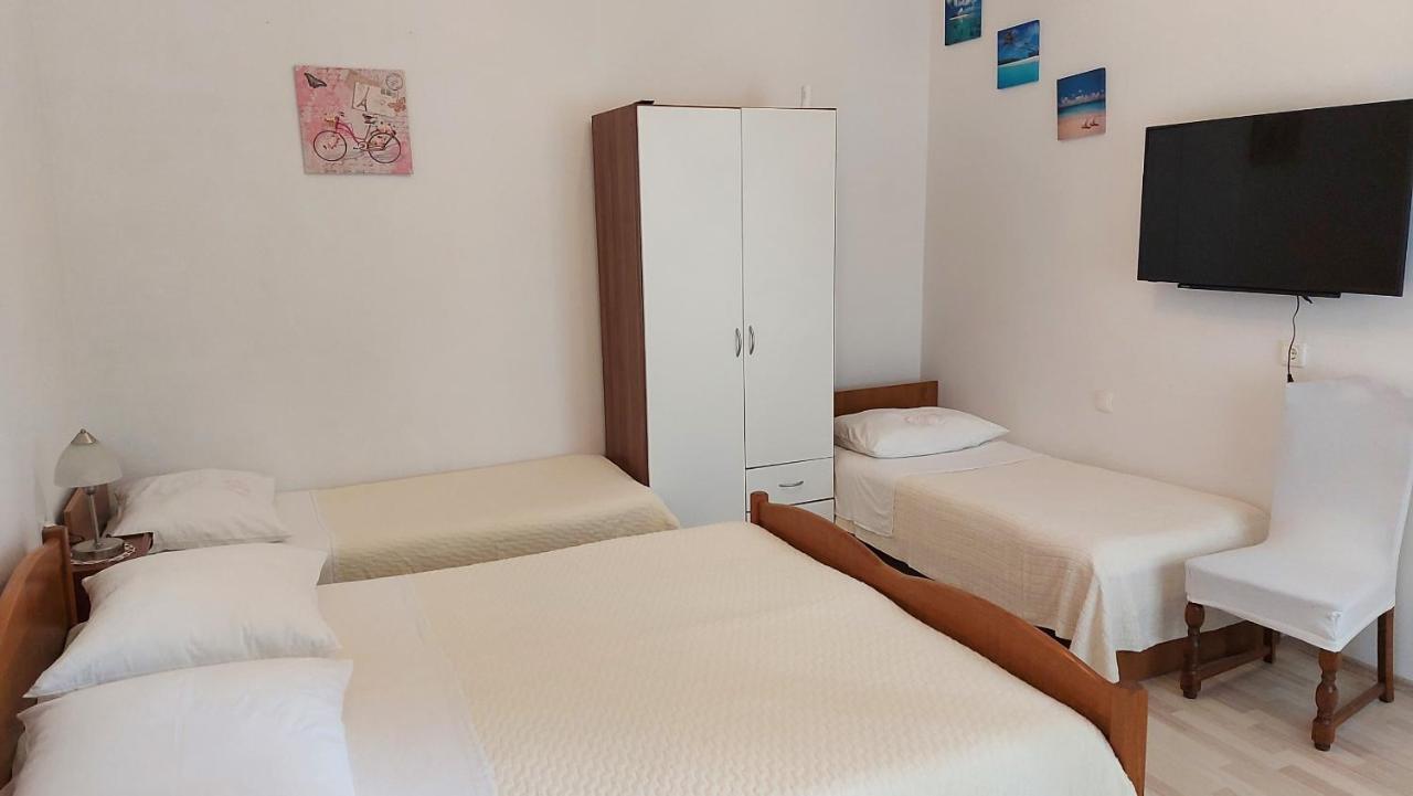 Apartment Jerolima Дуги-Рат Экстерьер фото