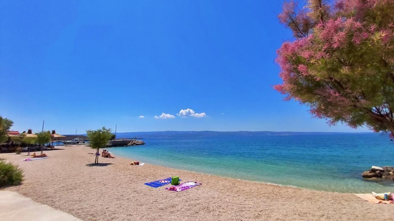 Apartment Jerolima Дуги-Рат Экстерьер фото
