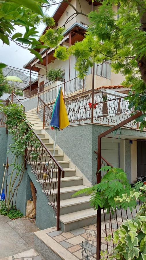 Apartment Jerolima Дуги-Рат Экстерьер фото